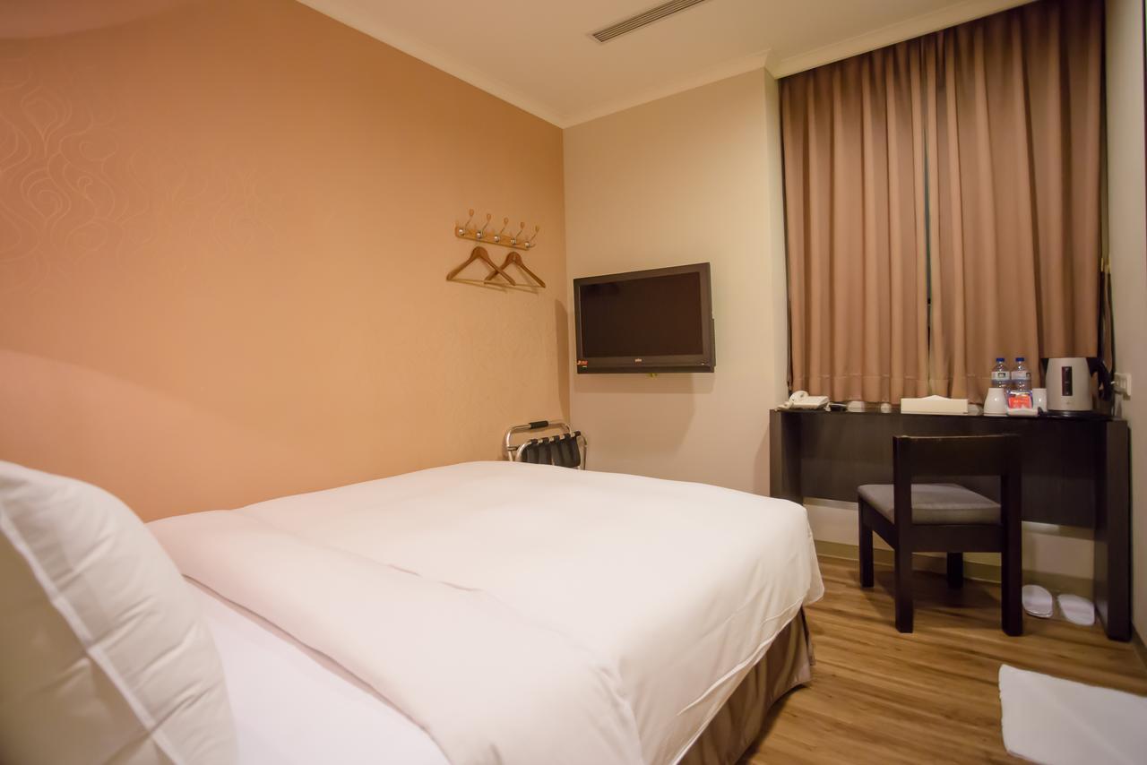 טאיצ'ונג Garden Hotel מראה חיצוני תמונה