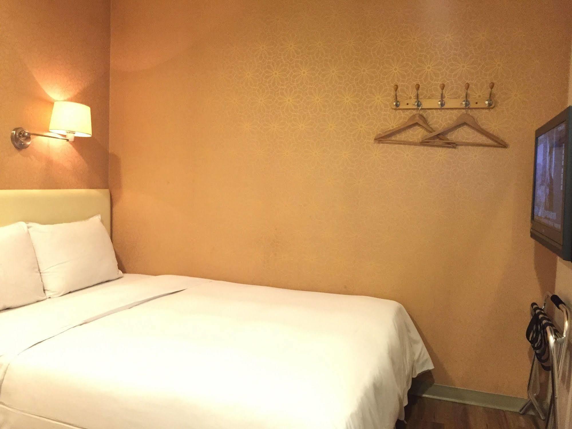 טאיצ'ונג Garden Hotel מראה חיצוני תמונה