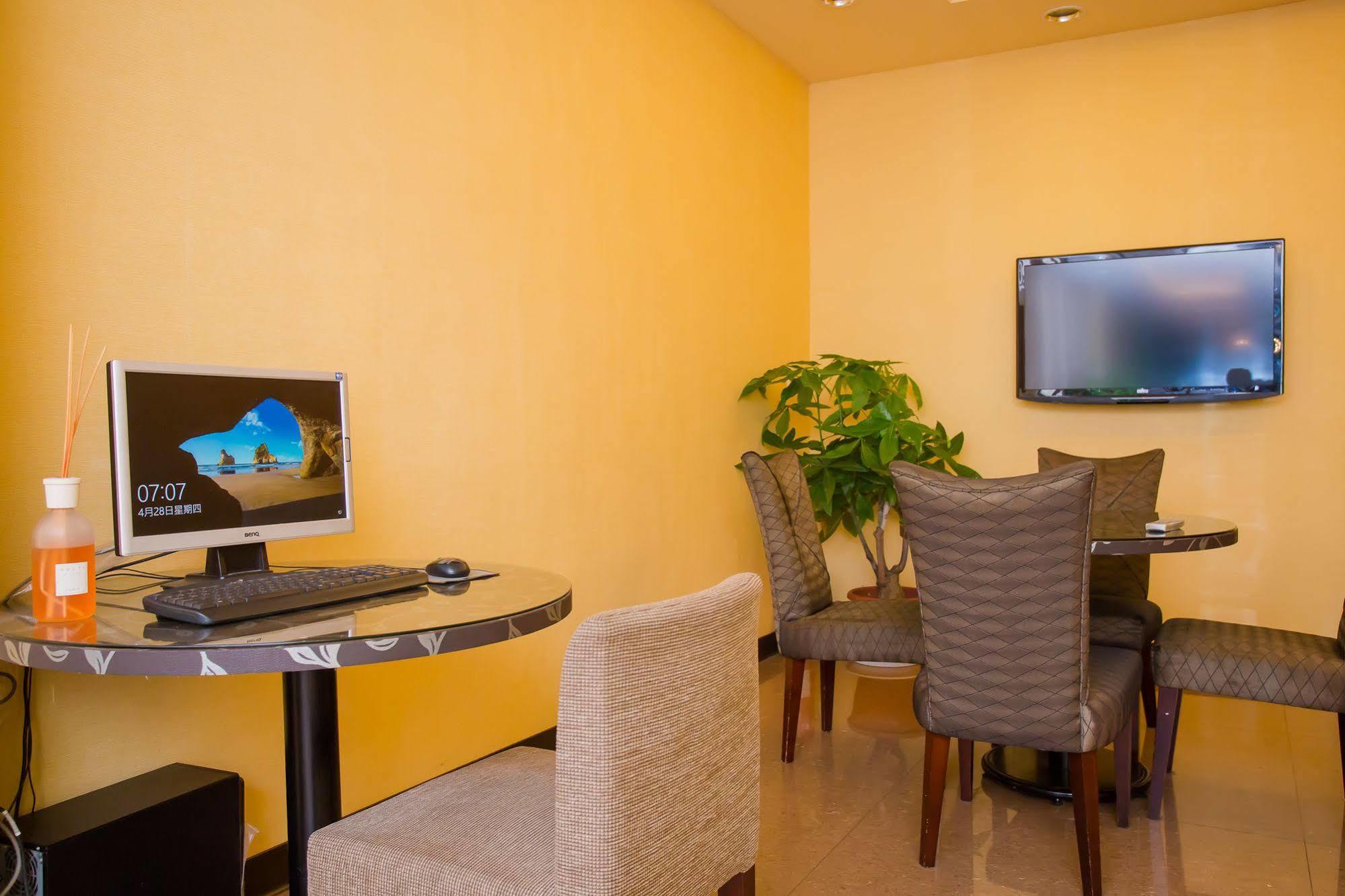 טאיצ'ונג Garden Hotel מראה חיצוני תמונה